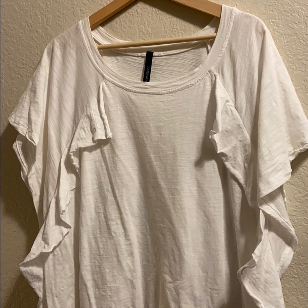 White Ruffle Tee ✨ Plus Size - Picture 3 of 4